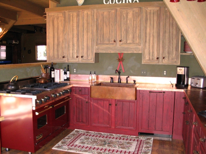 Hammered Copper Countertop And Backsplash Brass Bar Trim With